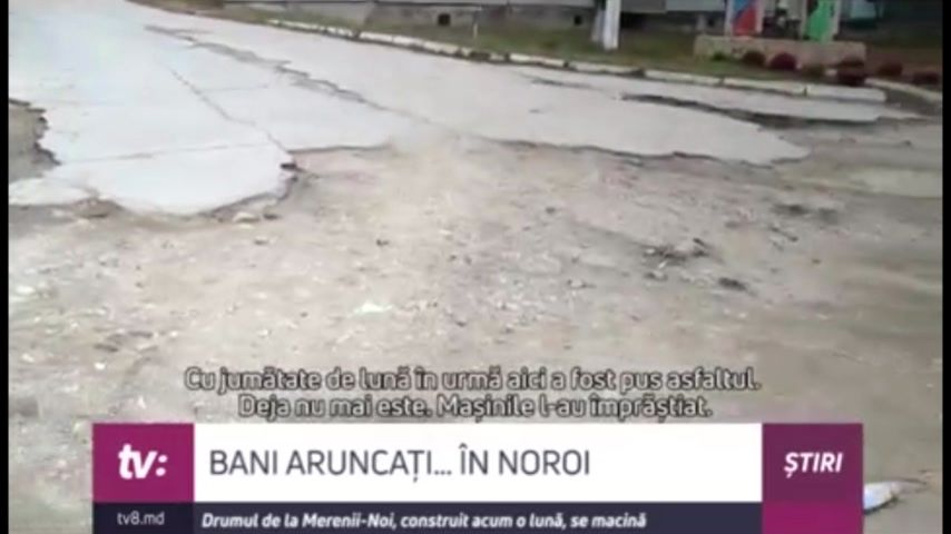 Bani Aruncați In Noroi Drumul De La Merenii Noi Construit Acum O