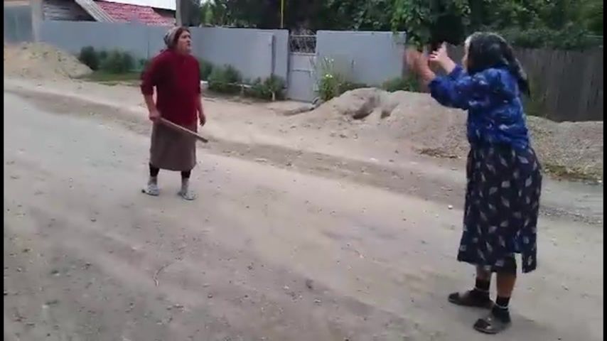 جاسى 76 داعى اجە 106 جاستاعى شەشەسىنە ۇرلىق جاسادى دەپ ارىز جازعان