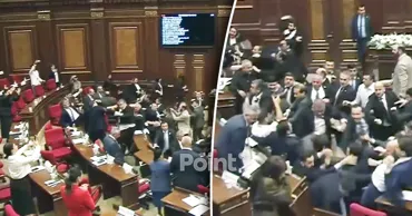 Драка в парламенте Армении: стенка на стенку пошли правящая партия и оппозиция