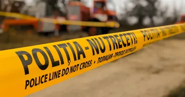 Un cadavru în stare de putrefacție, găsit în subsolul unui bloc de locuințe din Capitală