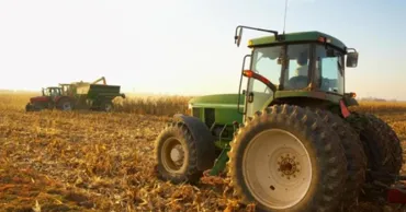 Fermierii pot solicita sprijin de la stat pentru primele de asigurare în agricultură