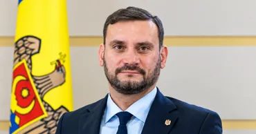 Маргаринт: Чиновники получают миллионные зарплаты, а люди мерзнут в собственных домах