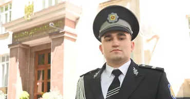 De la vis la uniforma de polițist: Povestea unui student al Academiei MAI