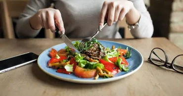 Studiu: Oamenii concepuți iarna au un metabolism mai rapid