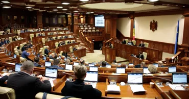 Socialiștii au cerut în Parlament anularea stării de urgență, dar fără succes