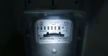 Prețul la energia electrică în Moldova este aproape dublu față de cel din Ucraina