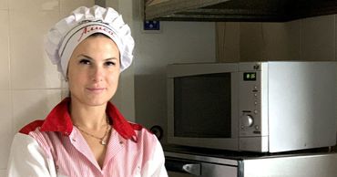 Бельчанка создаёт десерты по авторским рецептам.