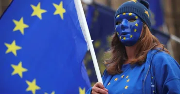 Европа парализована страхом войны и сомнениями насчет Украины