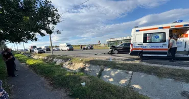 Accident grav la Peresecina: Patru persoane, transportate la spital