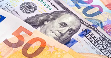 Curs valutar 21 august 2026: Cât valorează un euro și un dolar