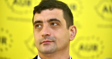 Георге Симион оспорил запрет на въезд в Молдову до 2028 года