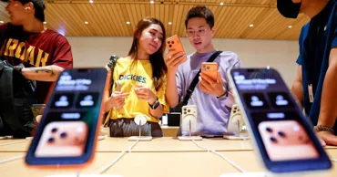 Apple pregătește cinci noi modele de iPhone, inclusiv un smartphone pliabil
