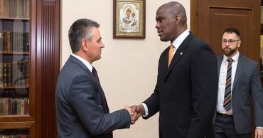 Вадим Красносельский обсудил с послом США переговорный процесс.