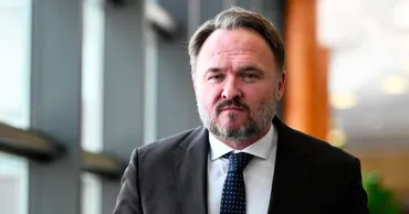 Еврокомиссар: Война на Ближнем Востоке может сорвать летние отпуска европейцев