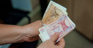 Средняя зарплата чиновников НКМС составила в 2019 году 21 920 леев в месяц.