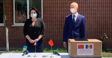 Китай предоставил Молдове новую партию гуманитарной помощи для борьбы с COVID-19.