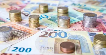 Curs valutar 21 iulie 2026: Cât valorează un euro și un dolar