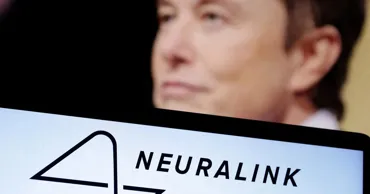 Musk, despre planurile revoluționare ale Neuralink: În 20 de ani vom putea atinge nemurirea