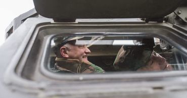 Додон: Будем строить детсады и школы, а не покупать танки.