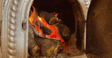 Exploatare necorespunzătoare a sobei: O femeie de 80 de ani s-a intoxicat cu fum la Leova
