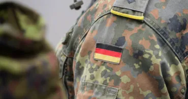 Правительство Германии по ошибке переплатило €5 млн военным и чиновникам