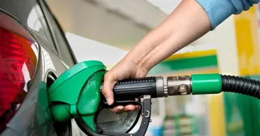 Prețul benzinei în Moldova scade sub 29 de lei pentru un litru