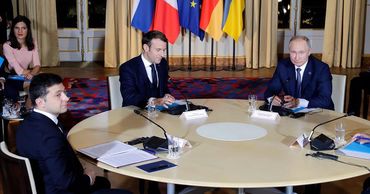 Зеленский оконфузился на встрече "нормандской четверки".