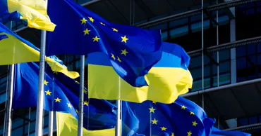 ЕС перечислит Украине 3,3 млрд евро – на ракеты и дроны