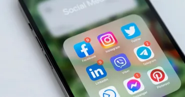 Meta și Yandex, prinși că urmăreau activitatea utilizatorilor Android fără acordul acestora