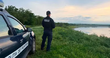 Curenții Prutului au purtat un adolescent de 16 ani din Moldova spre malul României