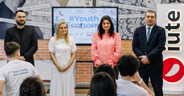 #YouthEconomy - 1 год: программа, которая готовит смарт-поколение к бизнесу Ⓟ