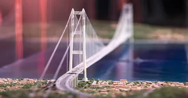 Cabinetul italian de miniștri solicită ignorarea interdicției auditorilor și construirea podului către Sicilia