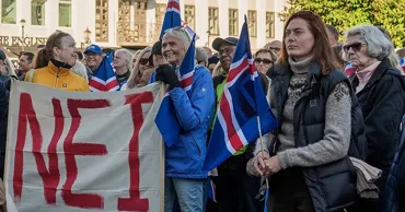 Жители Исландии проголосовали против сближения с Евросоюзом