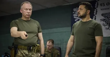 Зеленский рассматривает возможность отставки главкома ВСУ Александра Сырского