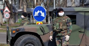 Нацармия мобилизовала 300 военнослужащих в помощь полиции.