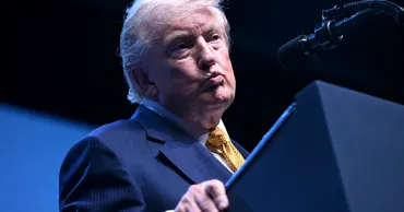 Accesul CNN, MSNOW și Politico, interzis la Casa Albă: Trump le acuză de fake news
