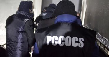 В ходе обысков у сотрудников АП и НАЦ изъяты компьютеры.