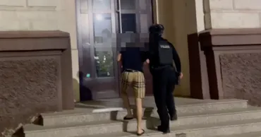 Bani pentru „hoții în lege”, colectați în penitenciare. Patru persoane, reținute