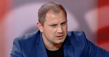 Адвокат Штефан Глигор.