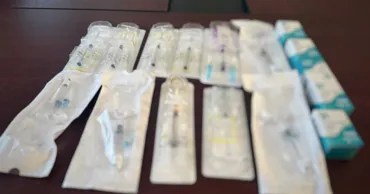O pasageră, prinsă la Tudora cu produse injectabile nedeclarate