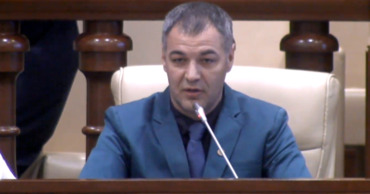 Независимый депутат Октавиан Цыку.