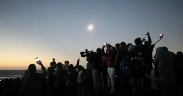 Земля переживет уникальную серию солнечных затмений три года подряд