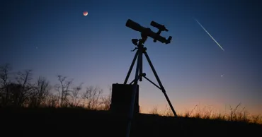 В марте 2026 года жители Земли смогут наблюдать сразу два метеорных потока