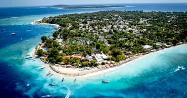 O insulă din Pacific, amenințată de ocean. Localnicii refuză să plece