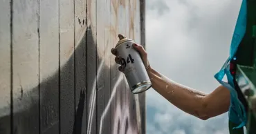 Ударение в слове «граффити» изменилось с первого слога на второй