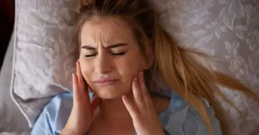 Afecțiunea care îți poate distruge dinții fără să-ți dai seama