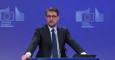 ЕС призывает Кишинев согласовать «поправку фон Хебеля» с Венецианской комиссией