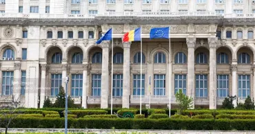 Парламент Румынии принял ряд законов для получения 3 млрд евро от ЕС