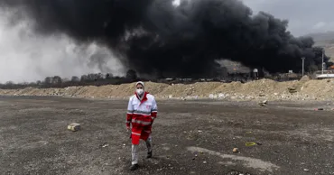 ВОЗ сообщила о «черном дожде» в Иране после удара по нефтяным объектам