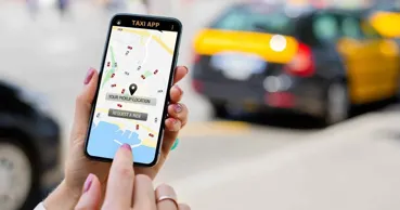 Expert: Platformele digitale de taxi contribuie la creșterea încasărilor fiscale